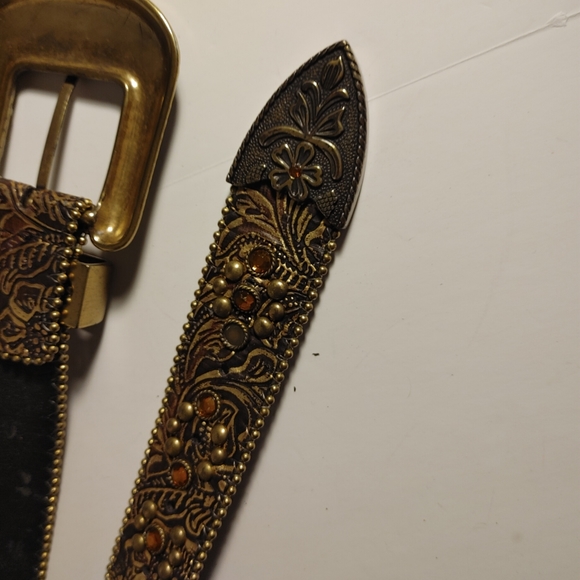 Ladies Gold Belt with Accents Lake Shore Drive size Large - Picture 5 of 6